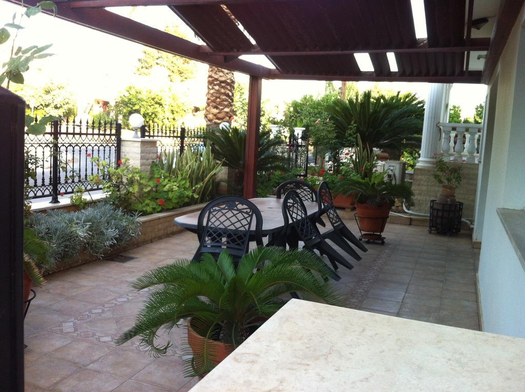 Valentinos House Villa Пафос Стая снимка